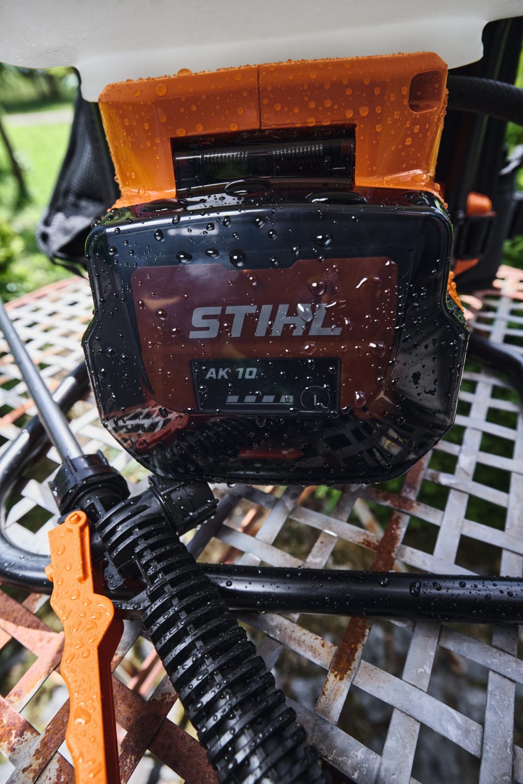 STIHL SGA60 36V Battery Backpack Sprayer (SET)